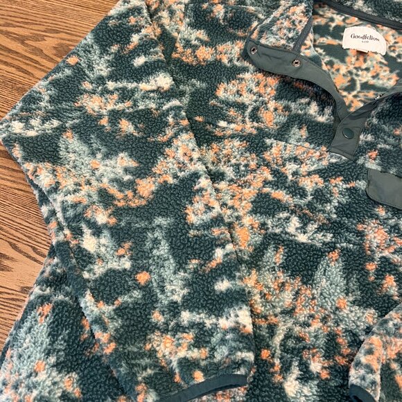 Fleece Pullover Sweatshirt (MEDIUM) - Picture 3 of 5